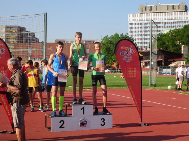 Fotografie DSC00749.JPG v galerii Přebory Prahy starší