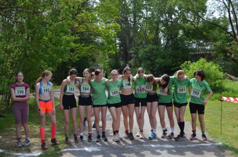 Fotografie DSC_0879.JPG v galerii Běh za Újezdskou Sovou - 2. část